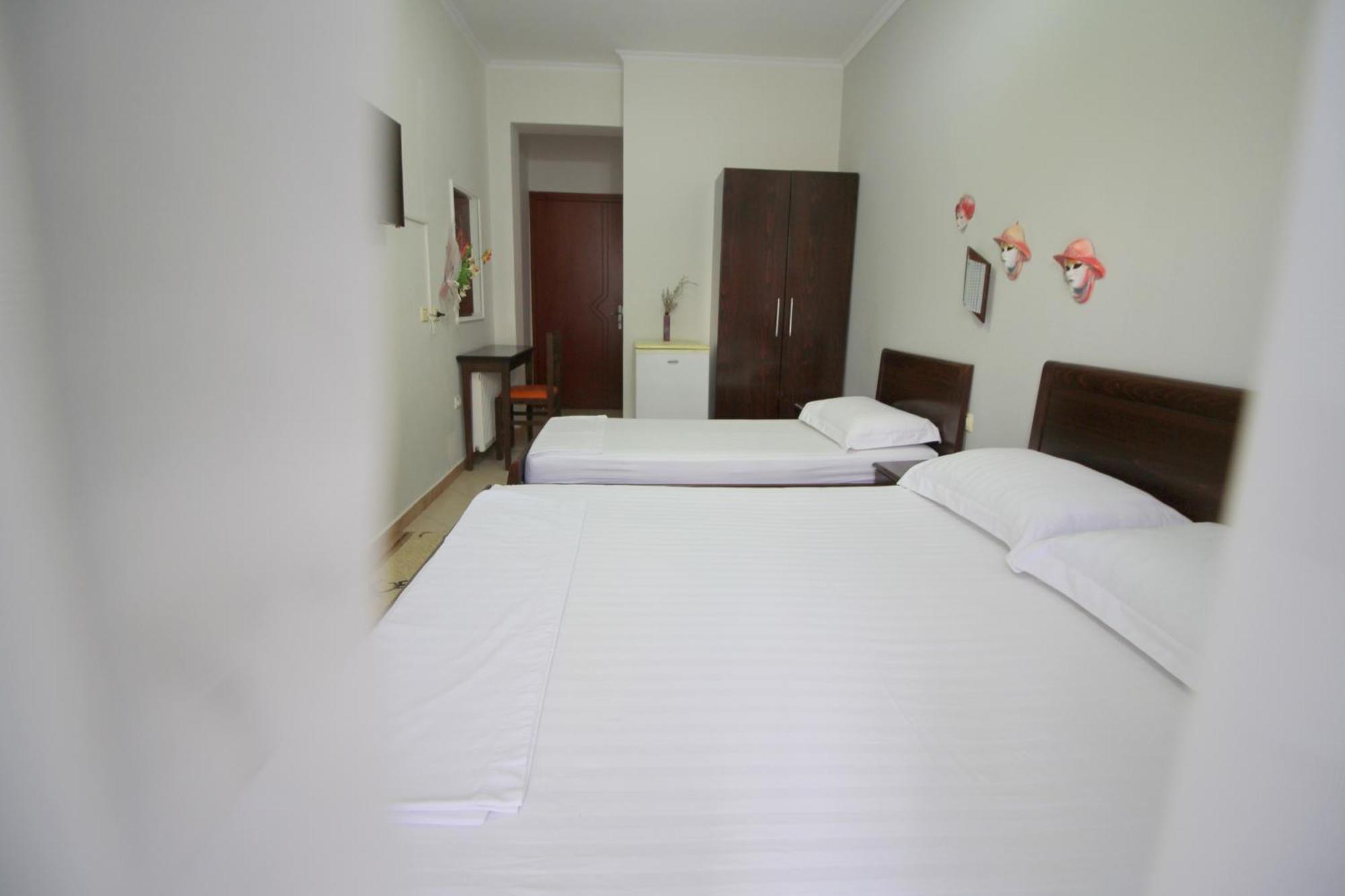 Elena Hotel Saranda Extérieur photo