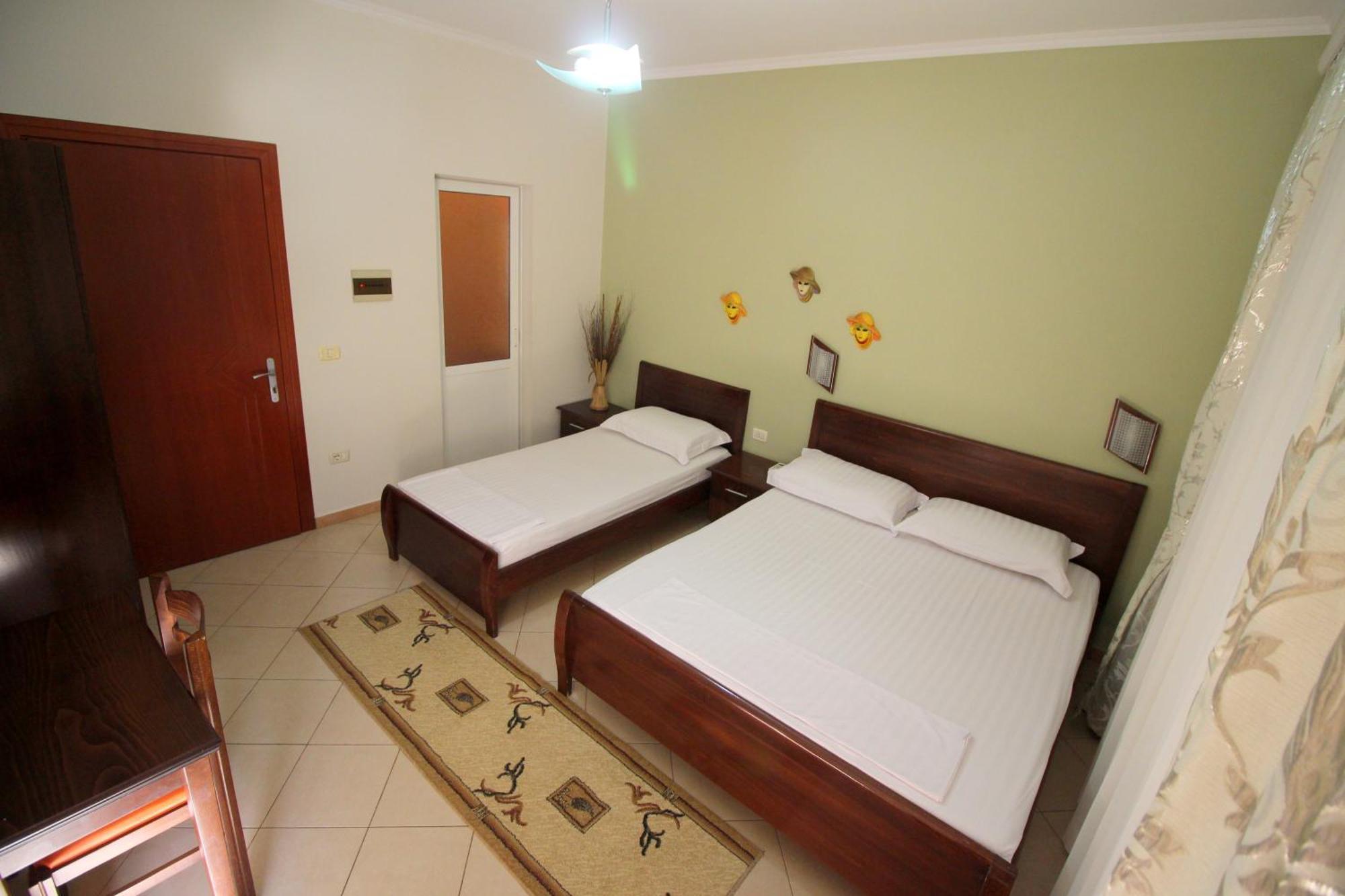 Elena Hotel Saranda Extérieur photo